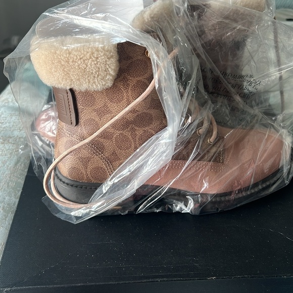 Lorimer Sig Bootie - Picture 4 of 7